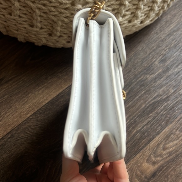 Tory Burch Floral Bag - Picture 4 of 10